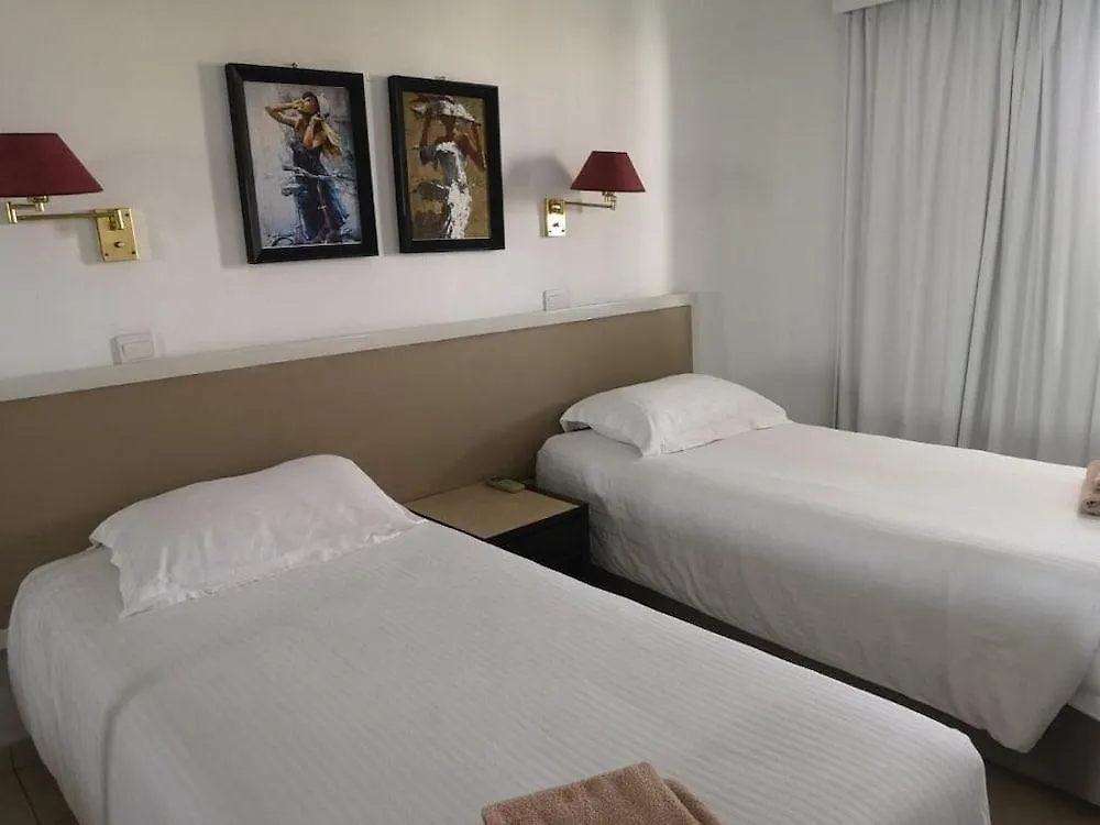 Sun Hall Beach Apartments Lárnaca Chipre