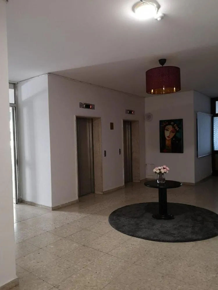 Sun Hall Beach Apartments Lárnaca 0*,  Chipre