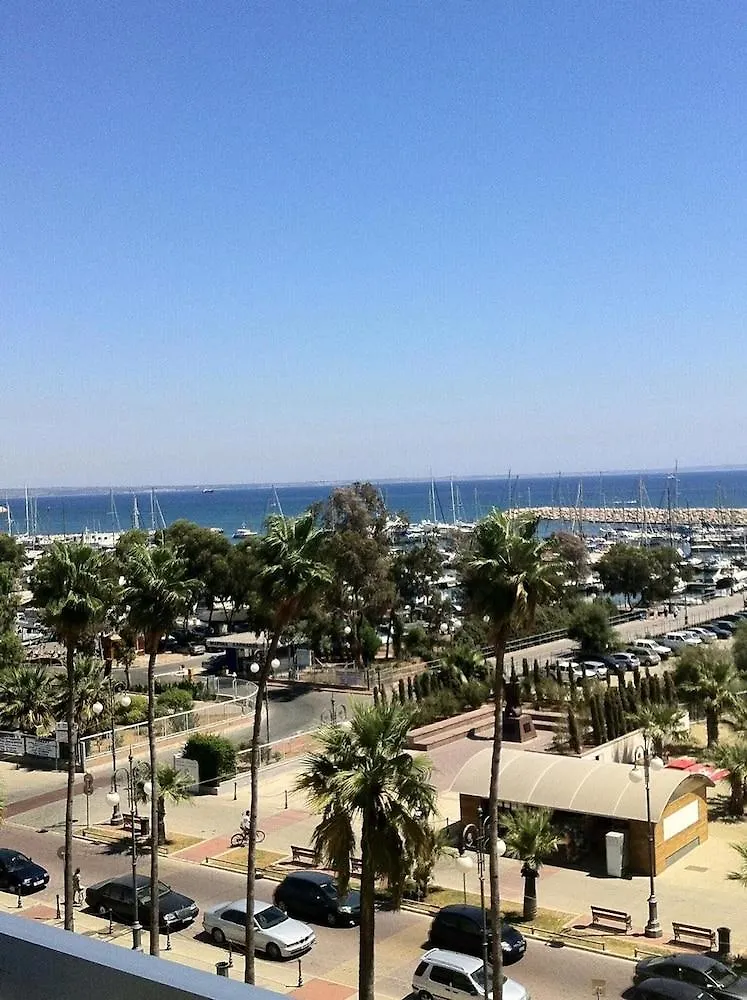 Sun Hall Beach Apartments Larnaca