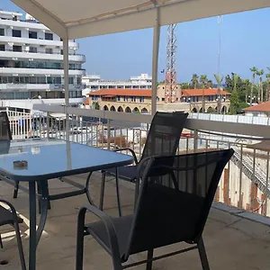  Hostal Unique 100 Meters From