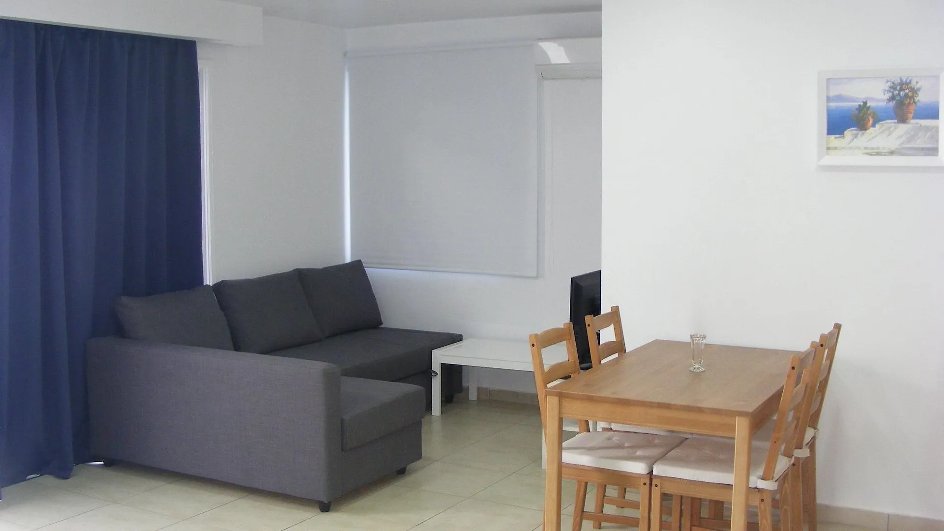 Sun Hall Beach Apartments Larnaca